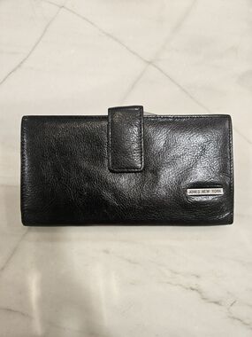 Jones New York Black Leather Clutch Wallet with Snap Tab